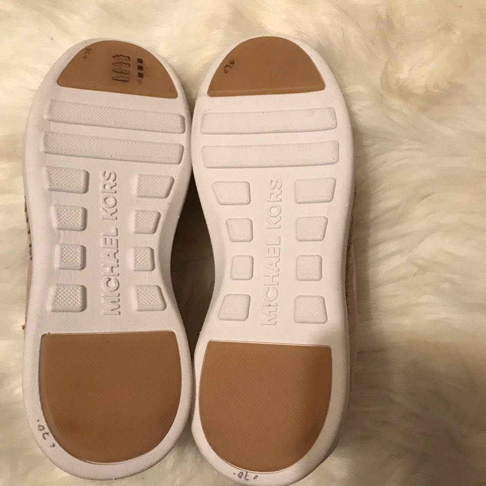 🌸🔥Michael Kors Sneakers soft pink ft.rose gold🔥 - Picture 8 of 8